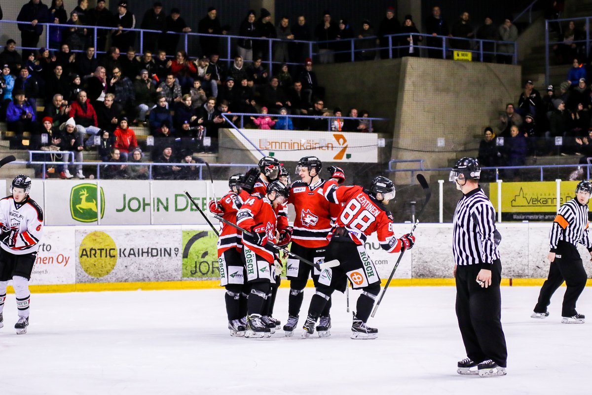 Vuosi päättyi ilotulitukseen - Jokipojat voitti maalein 6-2!