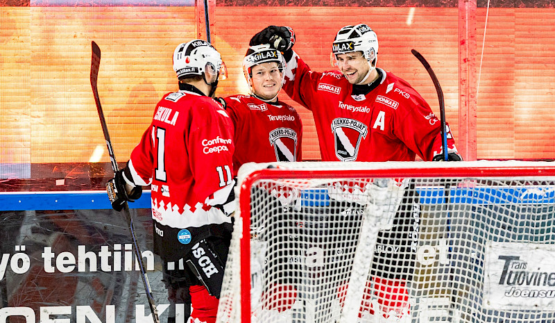 Kiekko-Pojat kukisti Pyryn tehokkaan kolmannen erän myötä