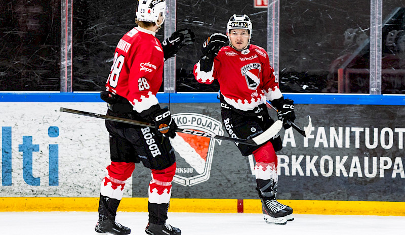 JoKP palasi maajoukkuetauolta voitokkaasti – Vallius iski hattutempun