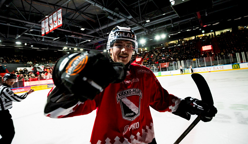 Kiekko-Pojat kaatoi TUTOn 1857 katsojan edessä PKS Areenalla