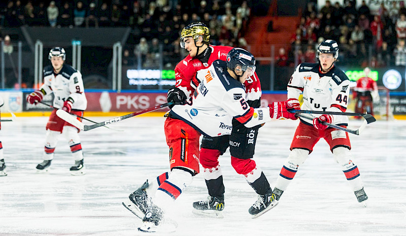 Kiekko-Pojat kaatoi TUTOn 1857 katsojan edessä PKS Areenalla